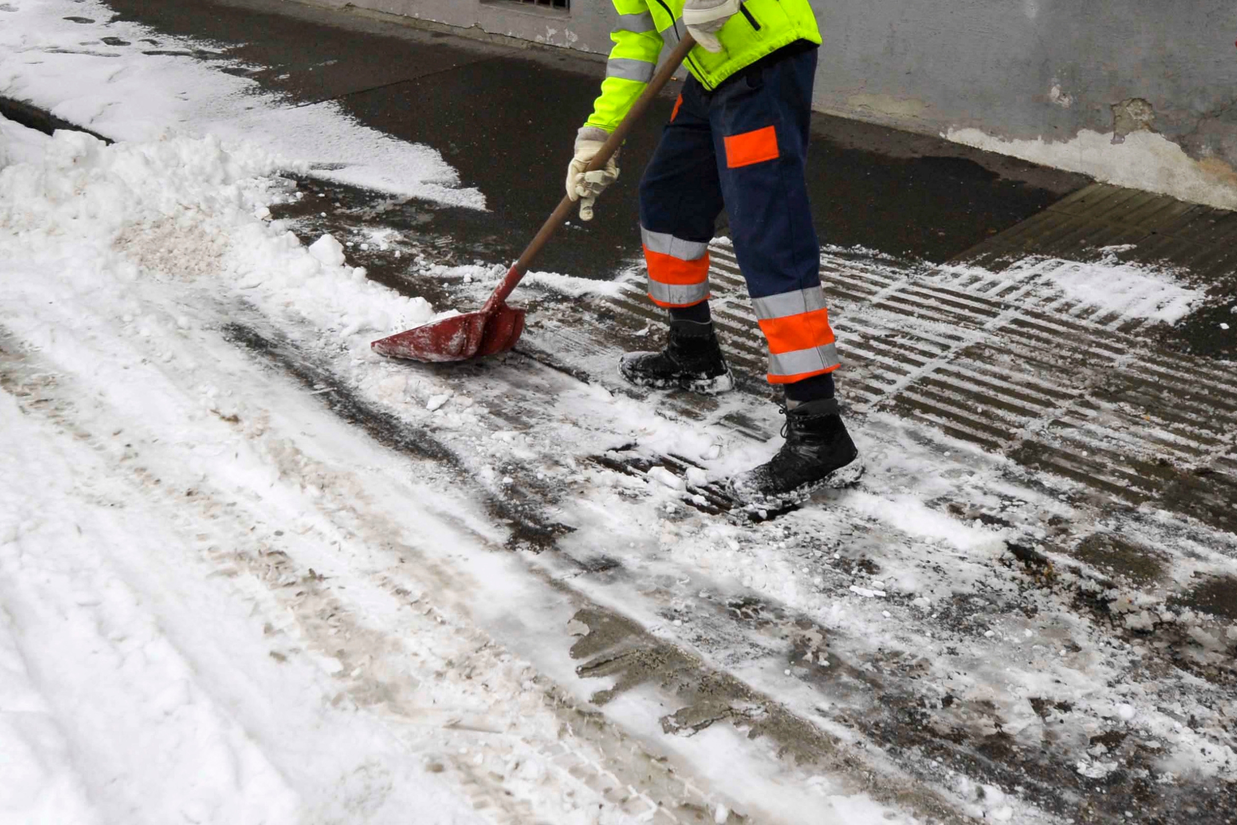 5 Tips for Keeping Your Commercial Property Safe During Winter Weather