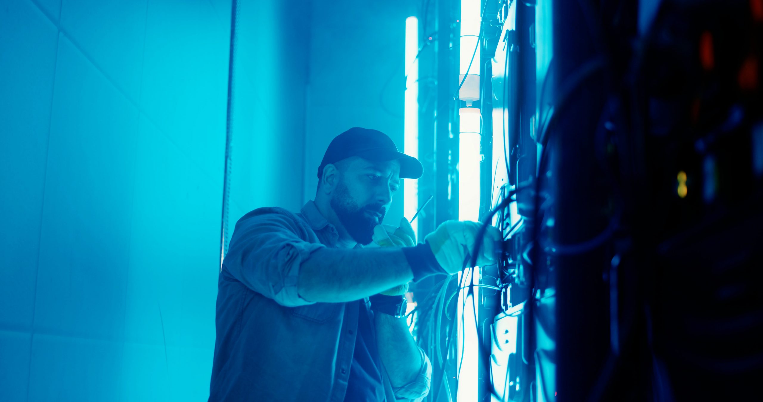 Facilities maintenance worker