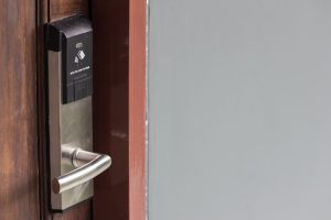 Electronic Lock Systems vs. Traditional Locks The Best Security for Your Commercial Spaces